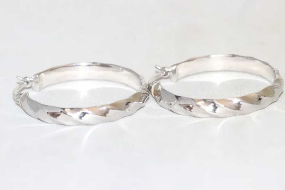 Vintage 14K White Gold Twisted Hoop Earrings - image 2