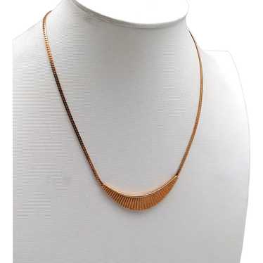 Avon Goldtone Metal Chain Necklace With Fan Desig… - image 1