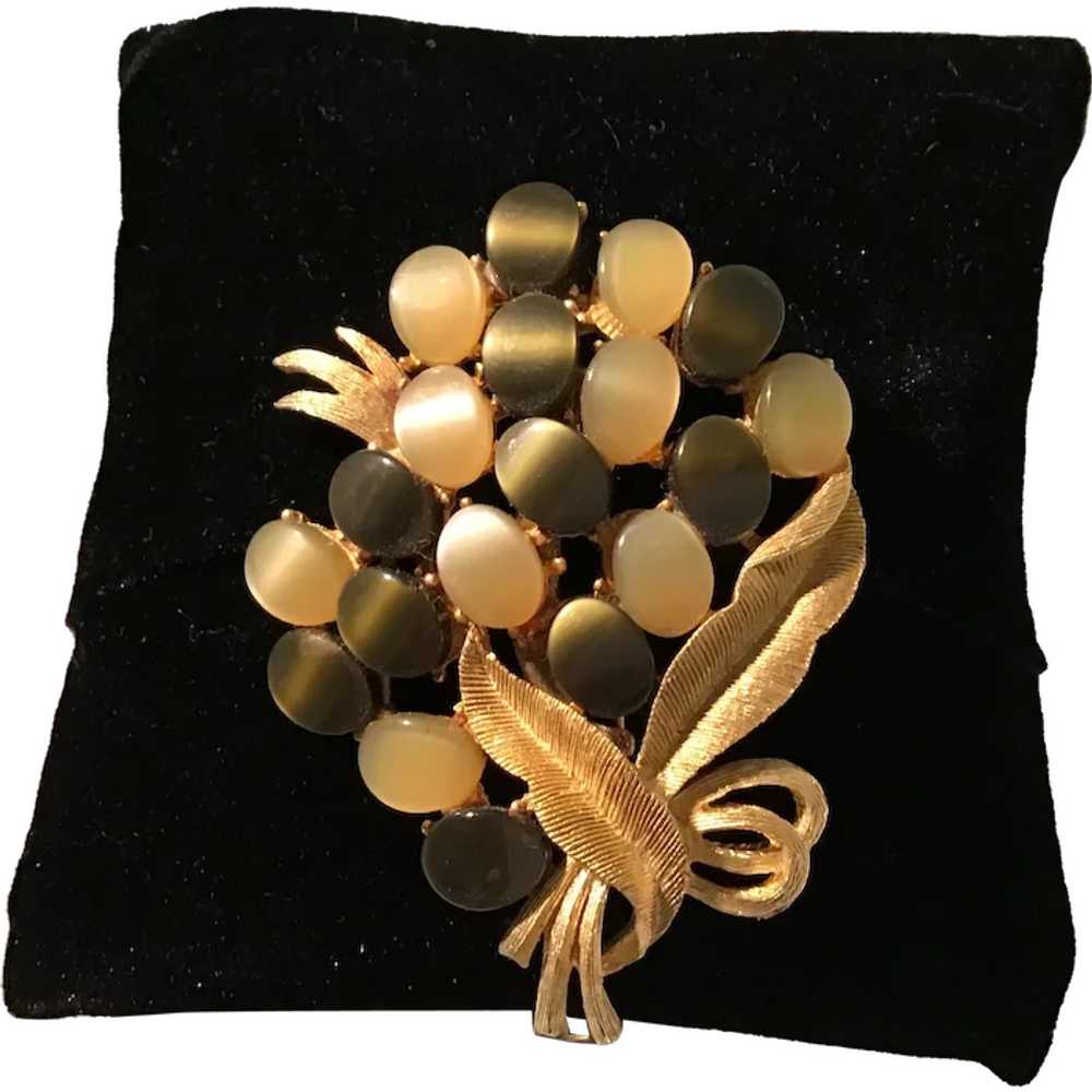 Vintage Lucite Floral Brooch - image 1