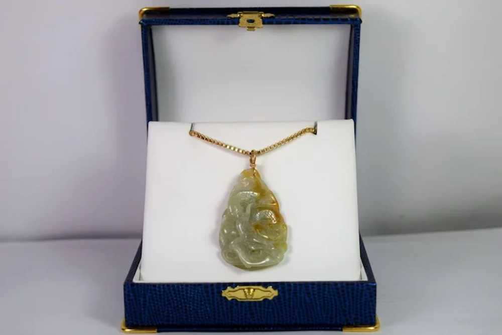 14kt Yellow Gold Jade (Jadeite) Pendant, Vintage - image 2