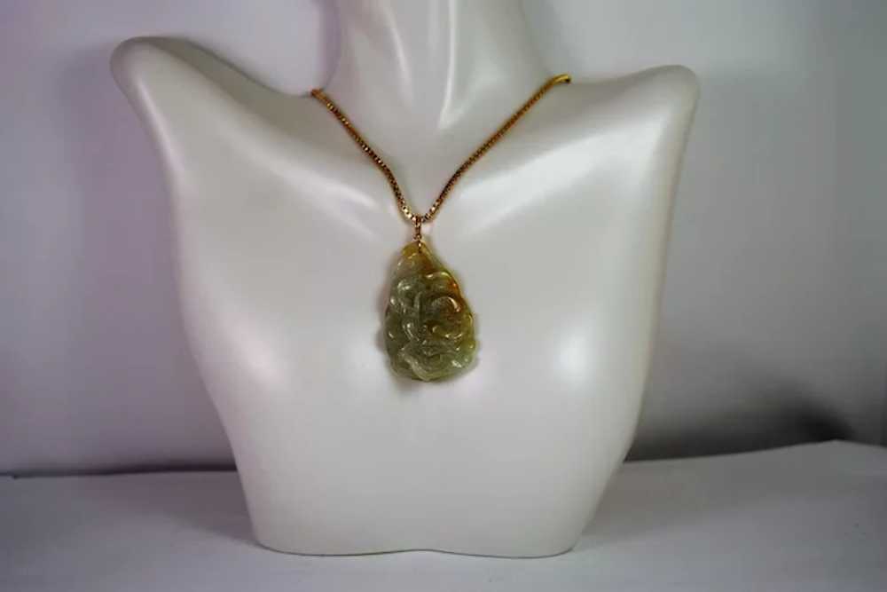 14kt Yellow Gold Jade (Jadeite) Pendant, Vintage - image 5