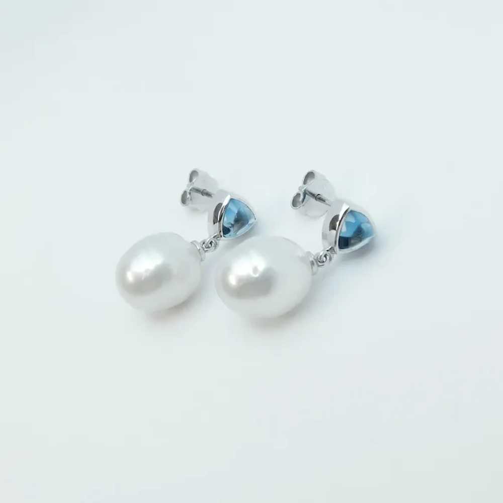 Beautiful South Sea Cultured Pearl and  1.10 ctw … - image 2