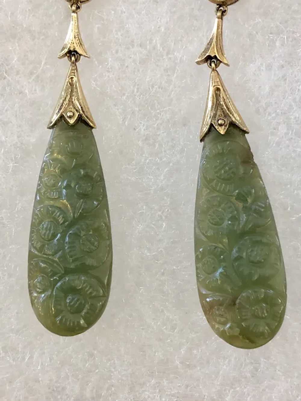 Art Deco Carved Jade 14K Gold Earrings - image 5