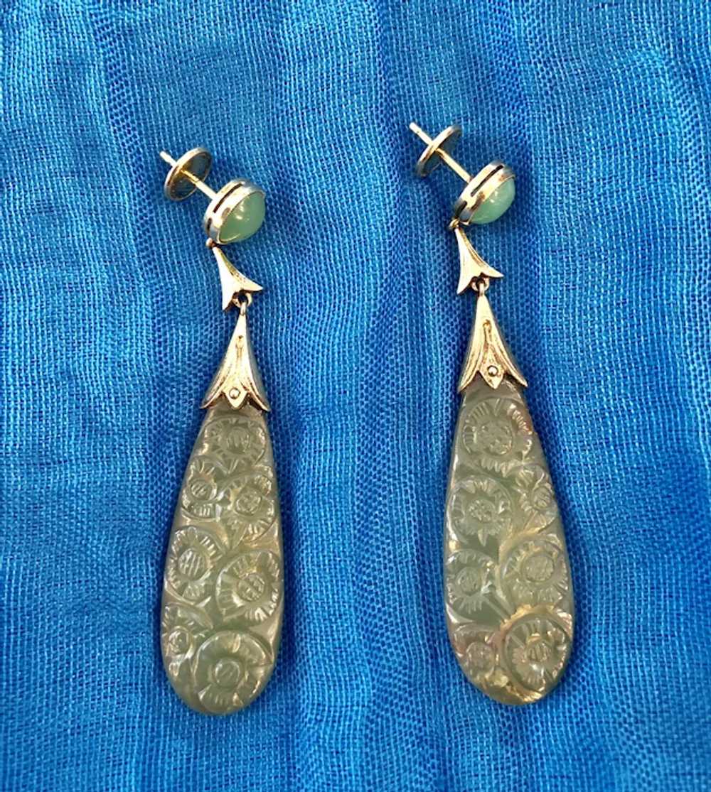 Art Deco Carved Jade 14K Gold Earrings - image 7