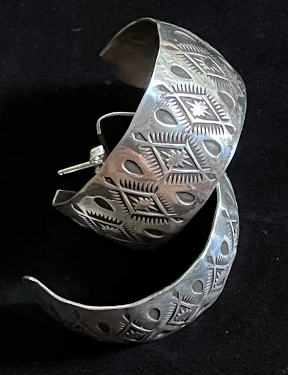 Vintage Navajo Hand-Stamped Sterling Half-Hoop Ea… - image 7