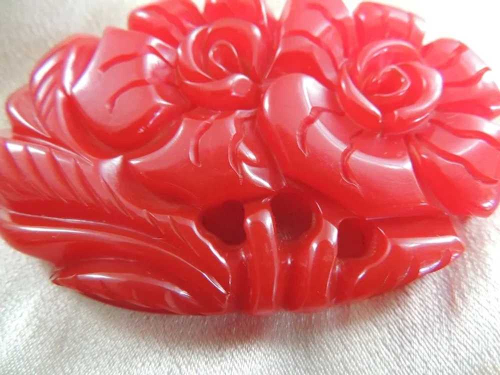 Bakelite Pin Deeply Carved Red Dimensional Flower… - image 6