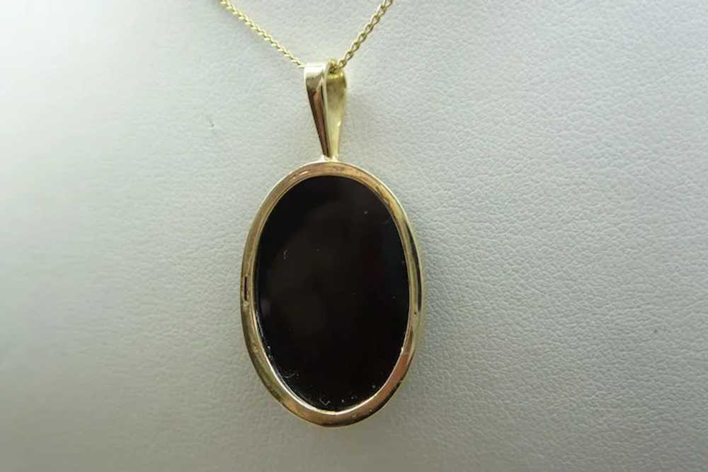 1960's Solid 14k Gold Black Onyx Pendant with Fie… - image 4
