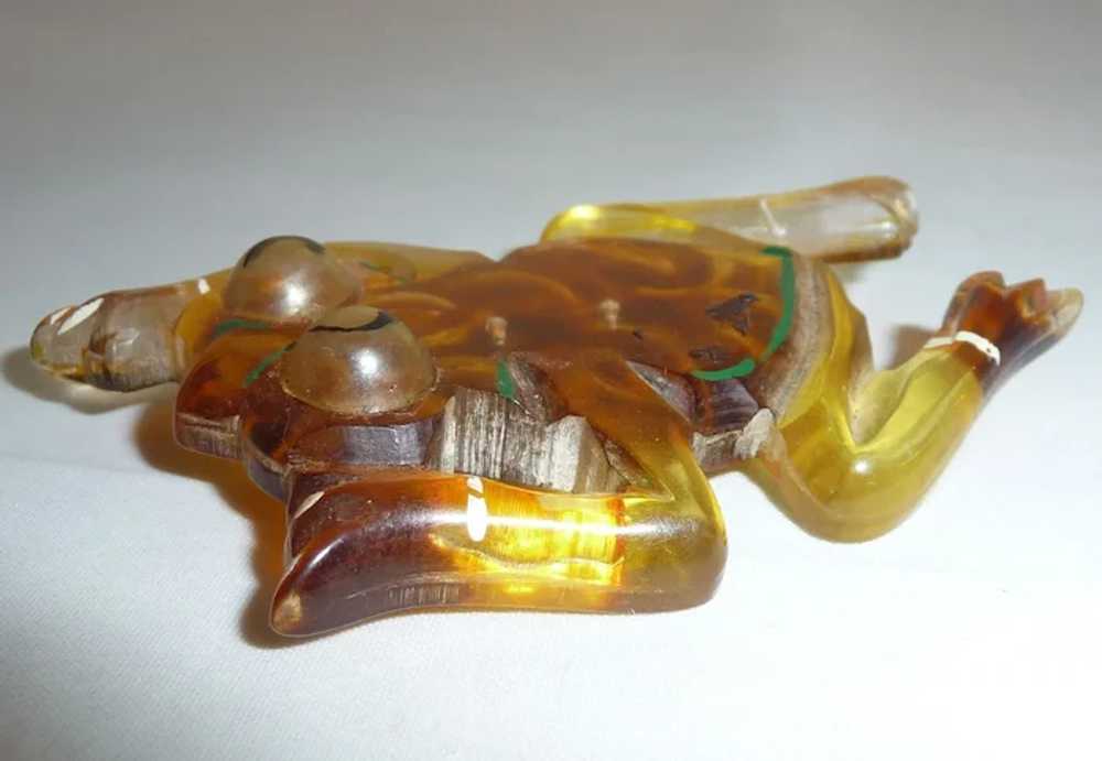 Fabulous Vintage Painted Lucite Leaping Frog Pin … - image 4