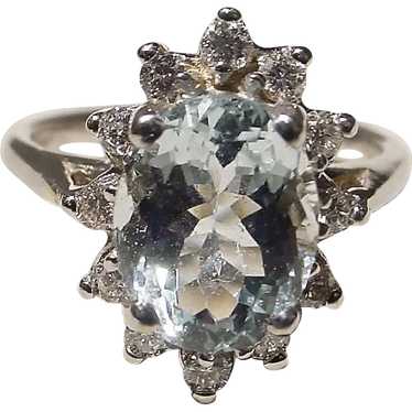 Radian Aquamarine Diamond Ring 18K 60's - image 1