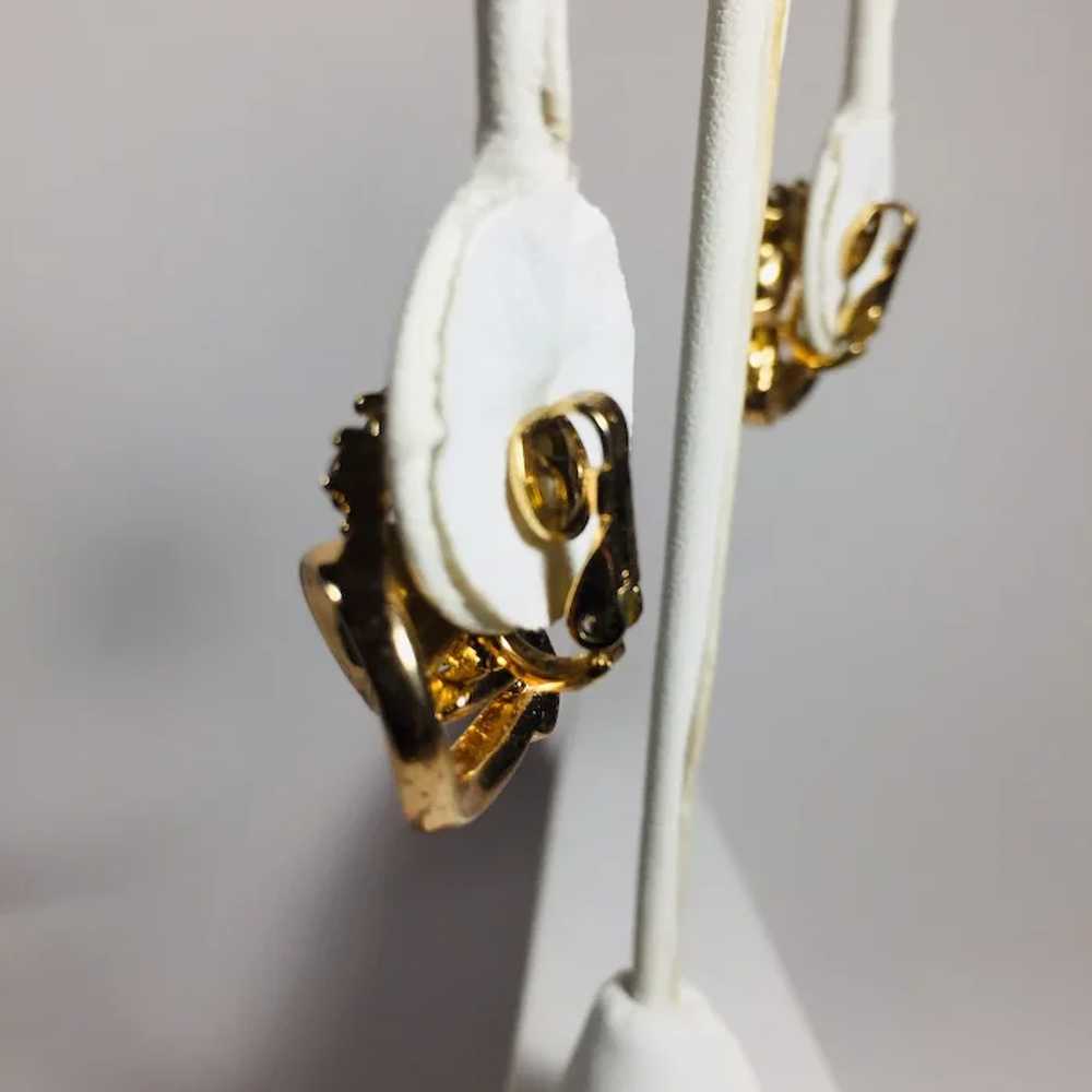 Crown Trifari Gold Tone and Rhinestone Clip Earri… - image 8