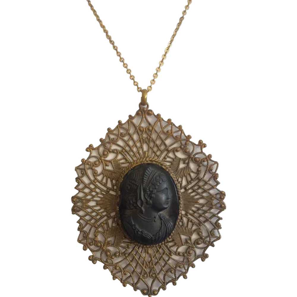 Victorian Cameo Pendant Necklace - image 1