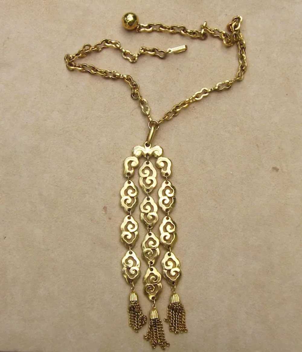 Crown Trifari Fabulous Signed Pendant Necklace - image 4