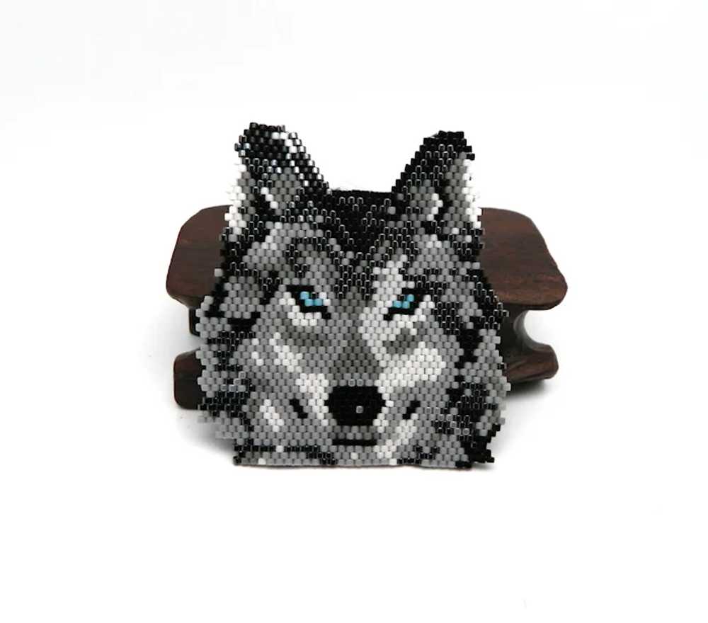 Wolf Head handcrafted beaded brooch - image 2