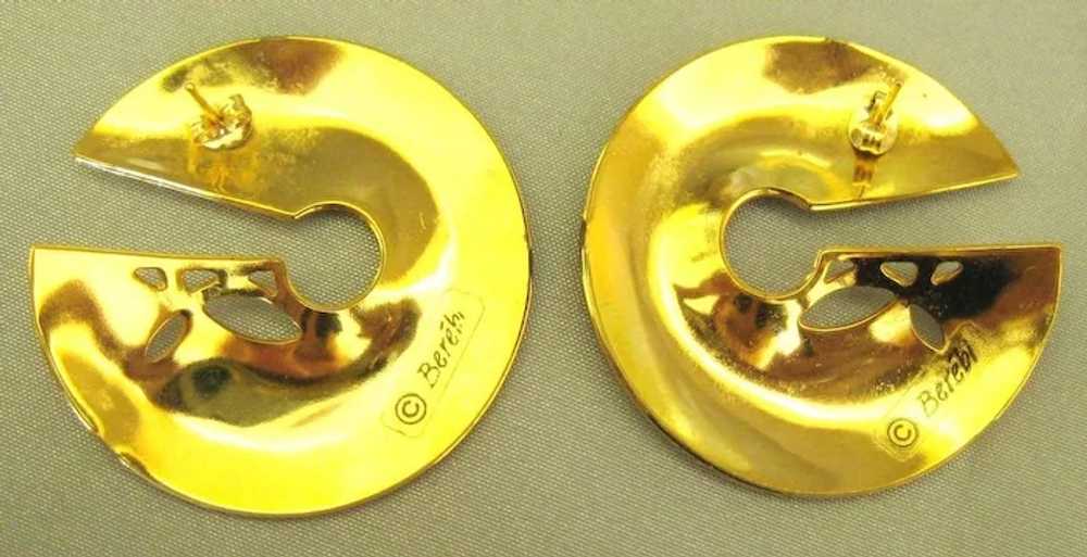 Signed Edgar Berebi Peach Enamel  Pierced Earrings - image 2