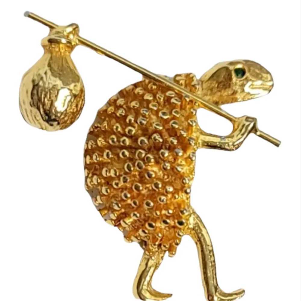 Jeanne Gold-Tone Turtle With Nap Sack Brooch, Sig… - image 8