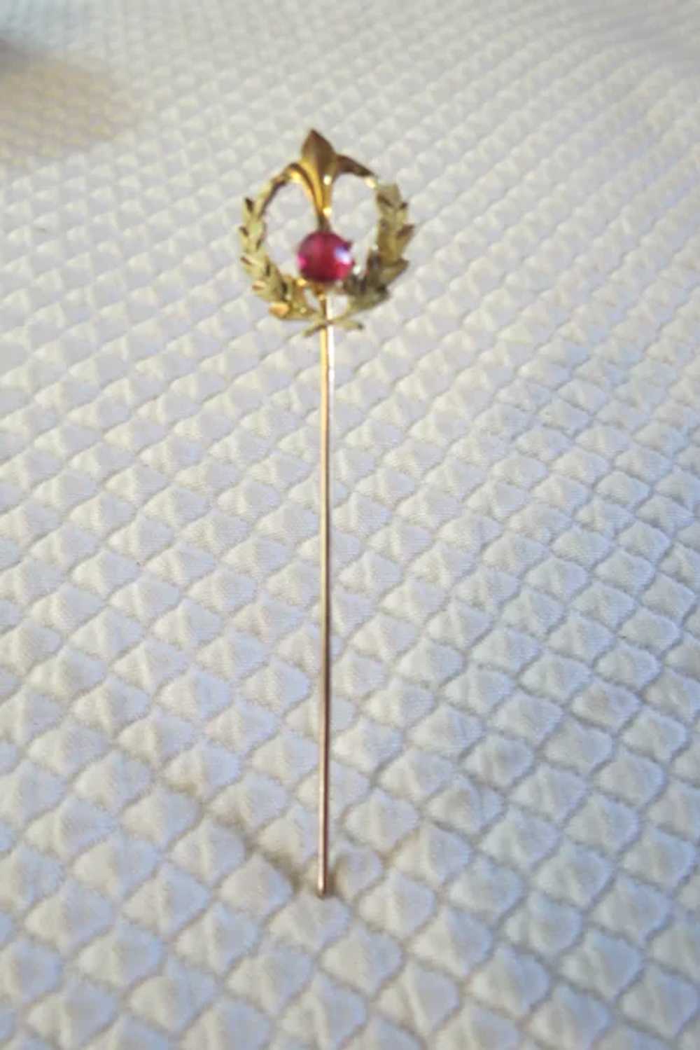 Antique Victorian wreath stick pin 10k Gold - image 4