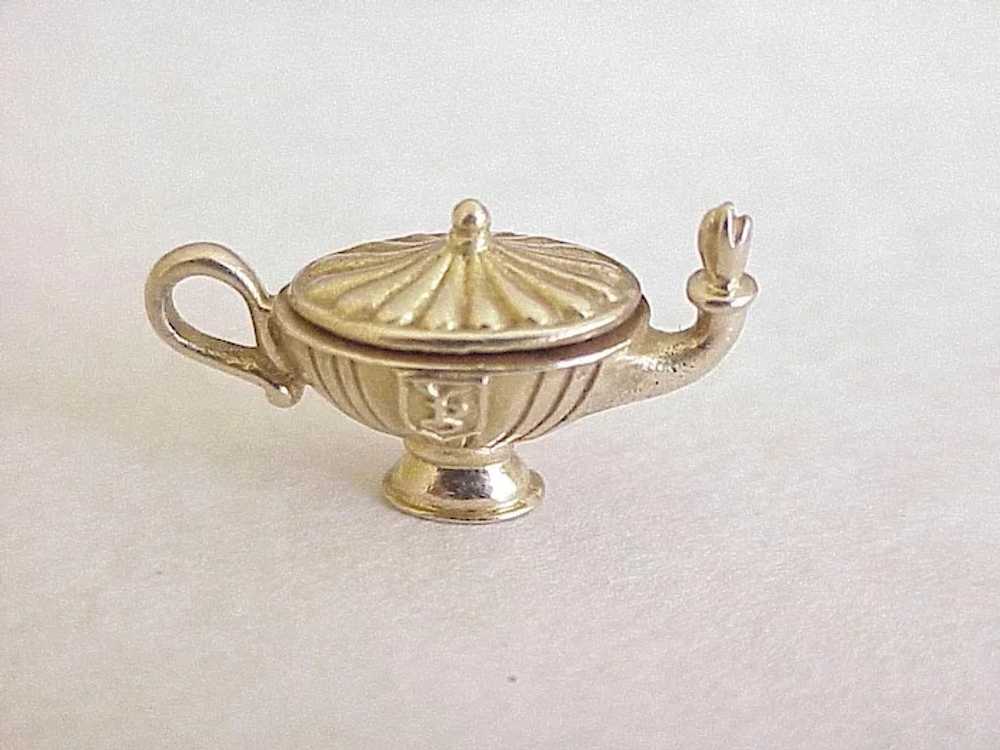 Vintage Lamp of Knowledge Charm 14K Gold Three Di… - image 2