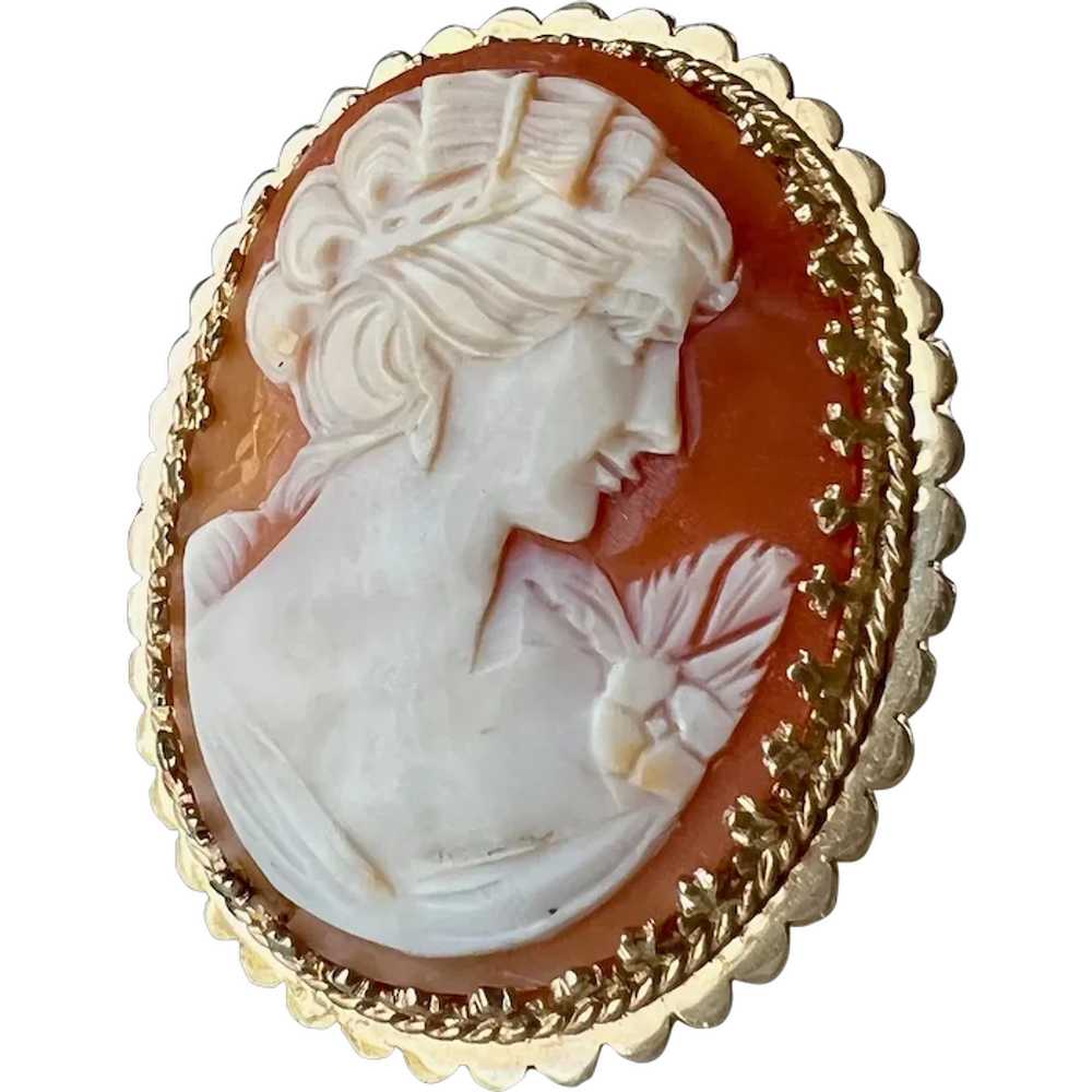 Large Vintage 10K Yellow Gold Shell Cameo Stateme… - image 1