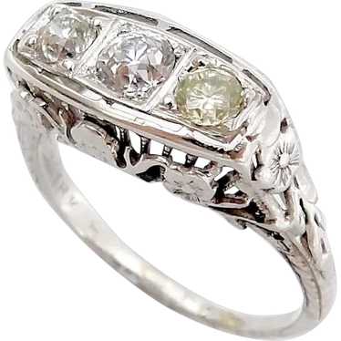 Art Deco 18K White Gold Diamond Ring