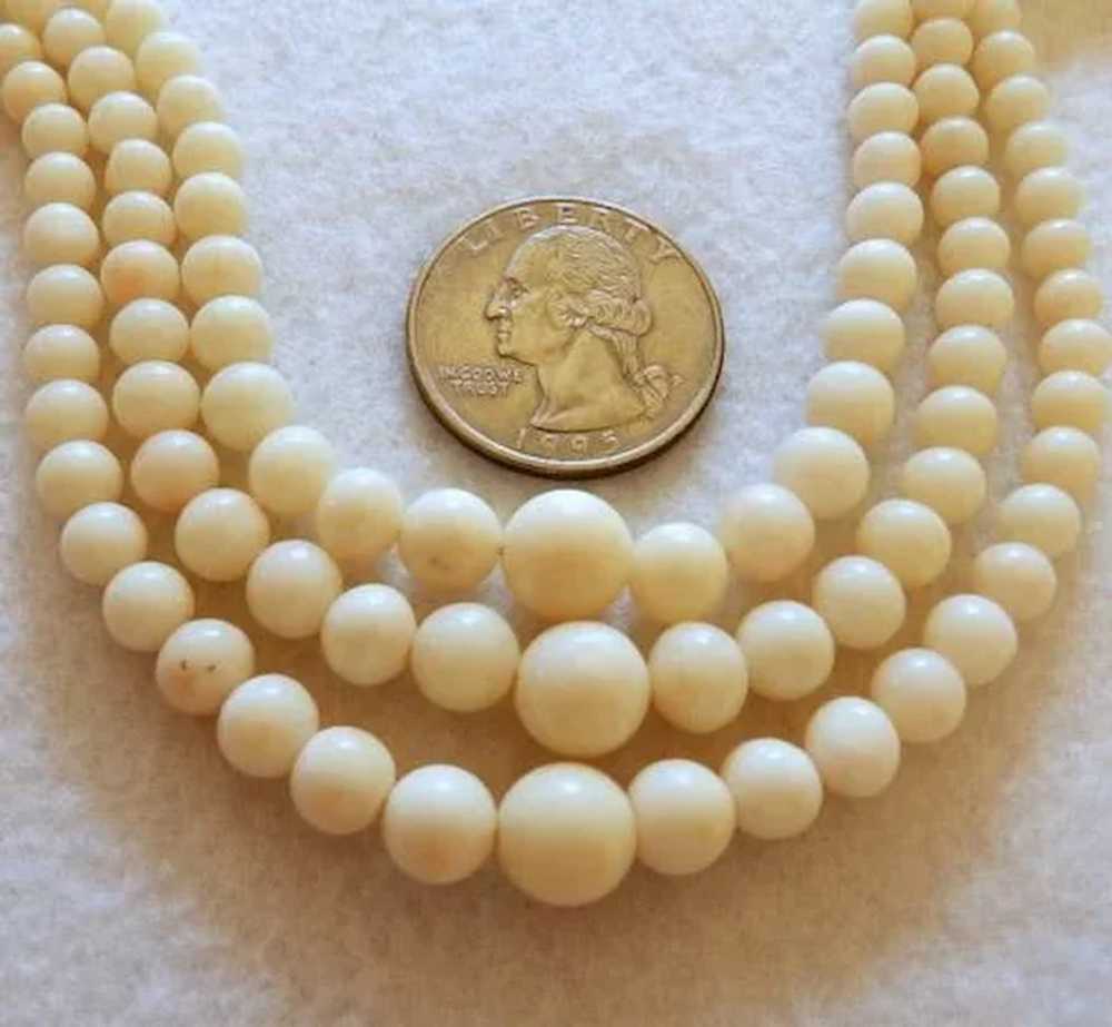 Vintage 14K & White Angel Skin Coral Three Strand… - image 5