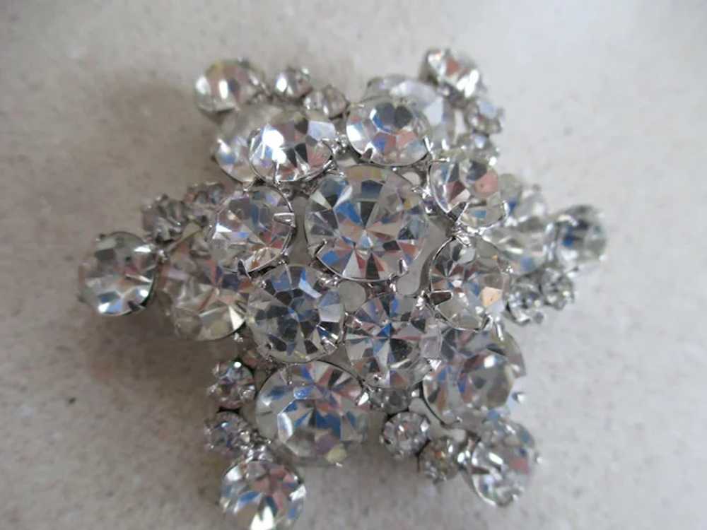 GLITZY Juliana Art Glass Star Brooch - image 4