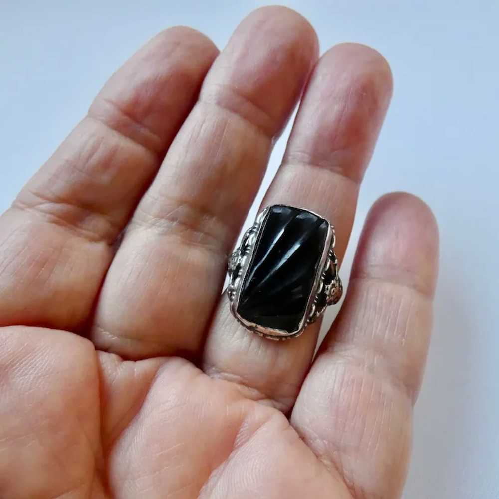 Art Deco Carved Onyx Sterling Silver Ring - image 8