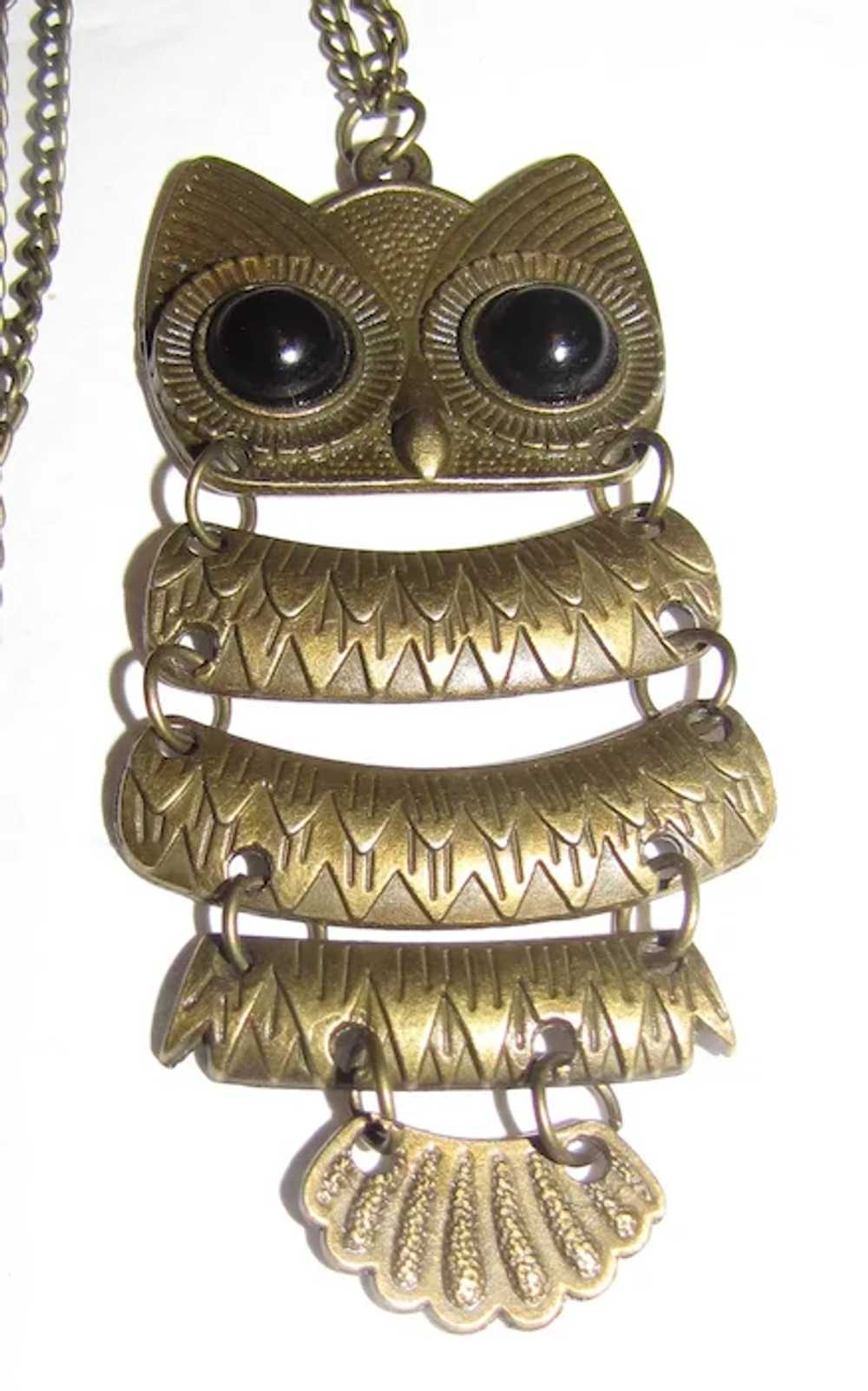 1970's Articulated Owl 24" Pendant Necklace - image 2