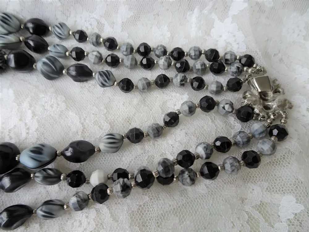 UNIQUE Vintage Necklace,Three Strand Crystal and … - image 6