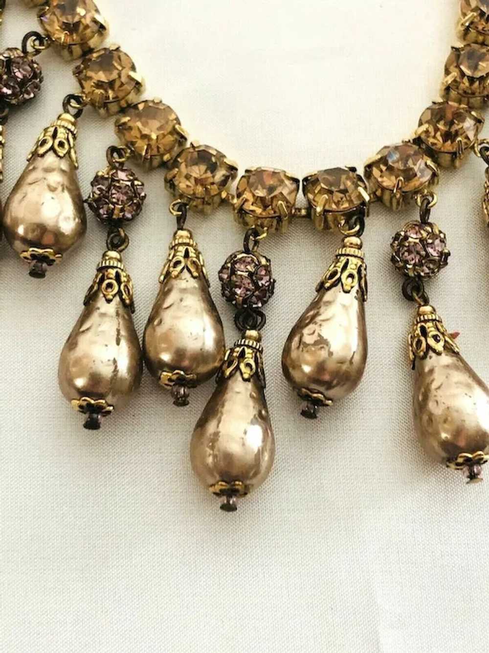Vintage Golden Faux Pearl Tear Drop Bib Necklace … - image 4