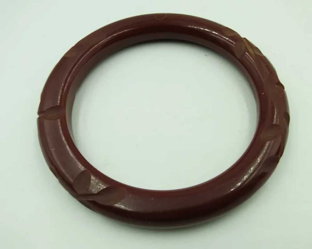VINTAGE Chocolate Bakelite Hand-carved Bracelet - image 3