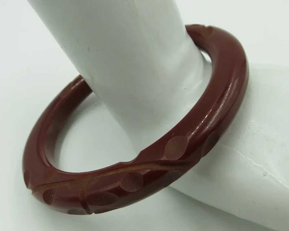 VINTAGE Chocolate Bakelite Hand-carved Bracelet - image 6