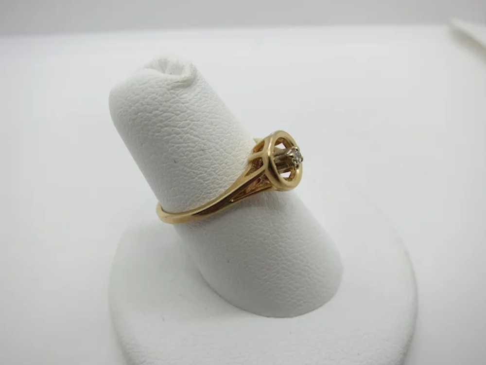 VINTAGE 14k Yellow Gold Pinkie Diamond  Ring  Siz… - image 4