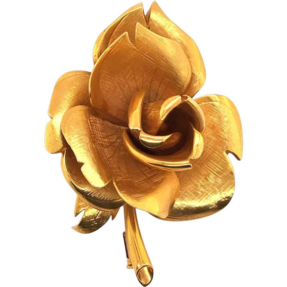 18k Yellow Gold Rose Brooch - image 1
