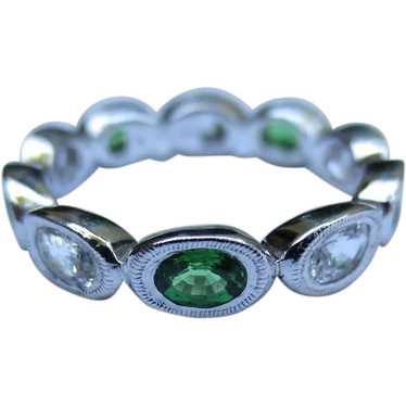 18k White Gold White Sapphire & Green Garnet Etern