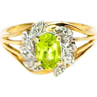 Vintage 1980s Oval Cut Peridot, Diamond, and 10K G