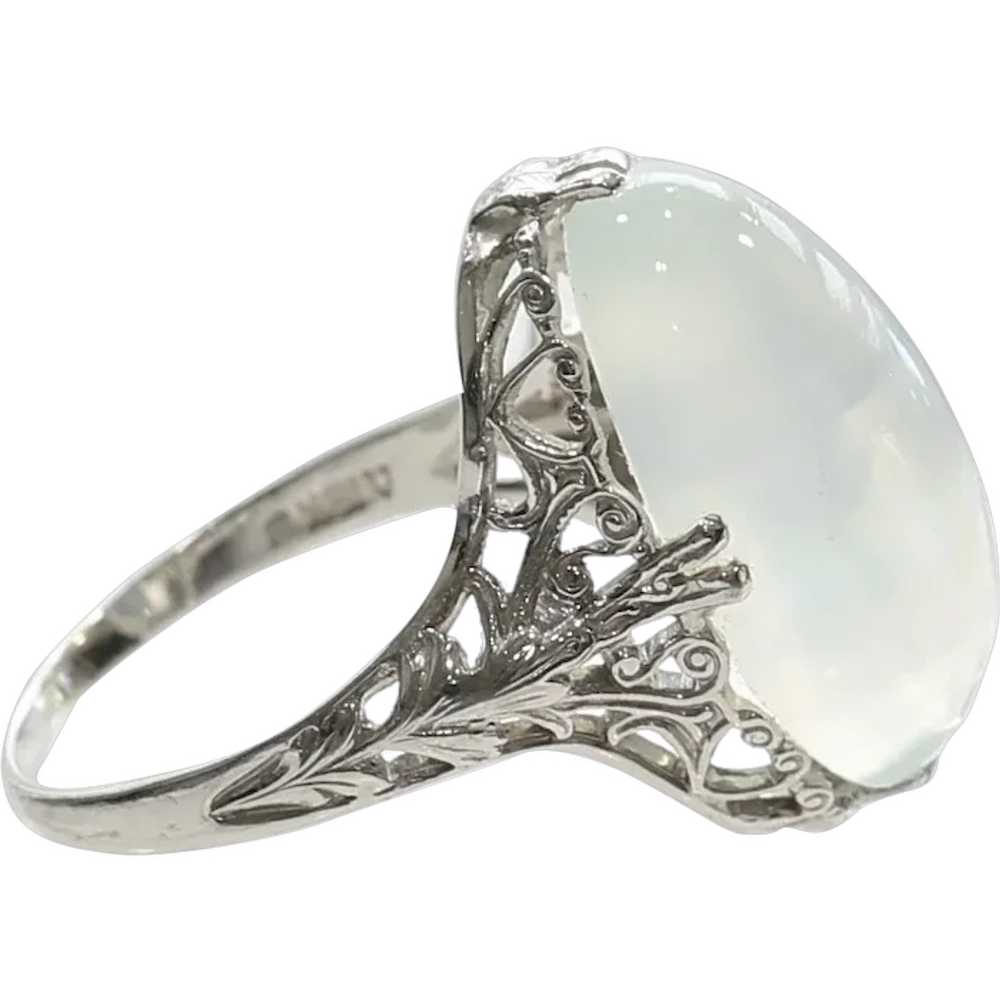 Lady's Vintage 18K Moonstone Ring - image 1