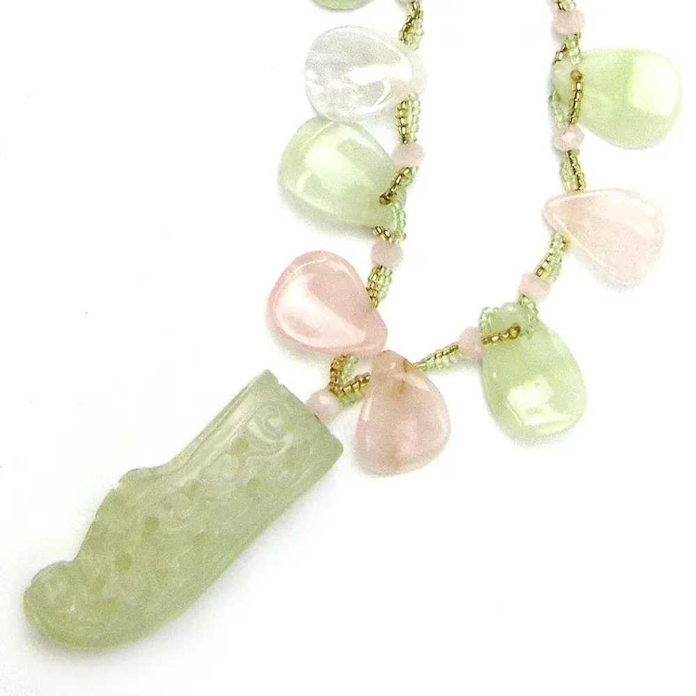 New Jade and Rose Quartz Necklace  w/ Carved Shoe… - image 3