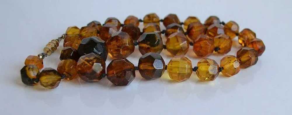 32 gr Art Deco hand faceted cut & knotted Genuine… - image 3