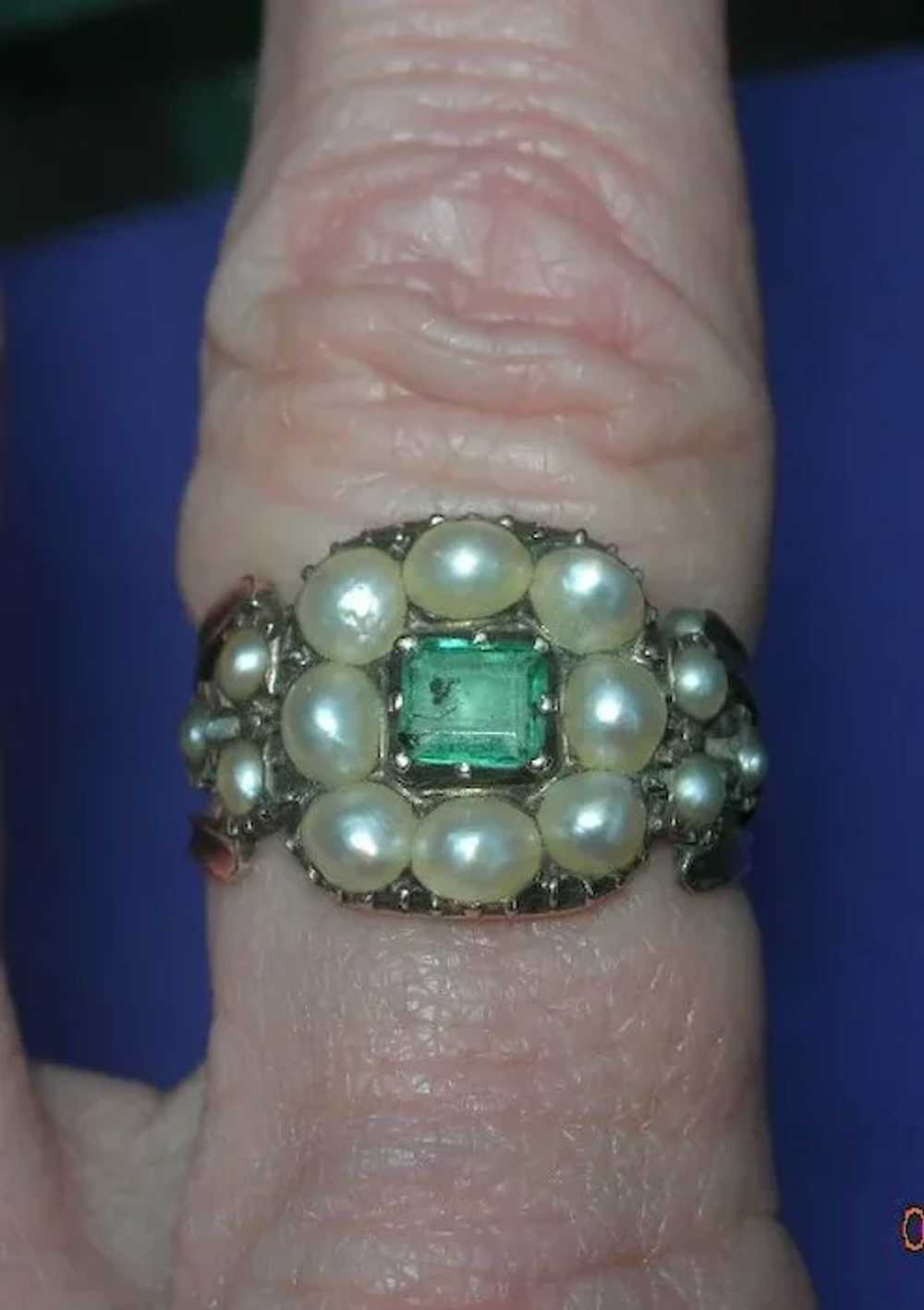 Emerald and Natural Pearl Ring, Georgian - image 4
