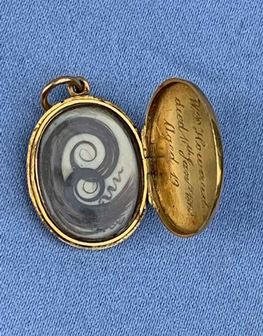 Gold and Enamel Memorial Locket, Lilies, Victorian - image 2