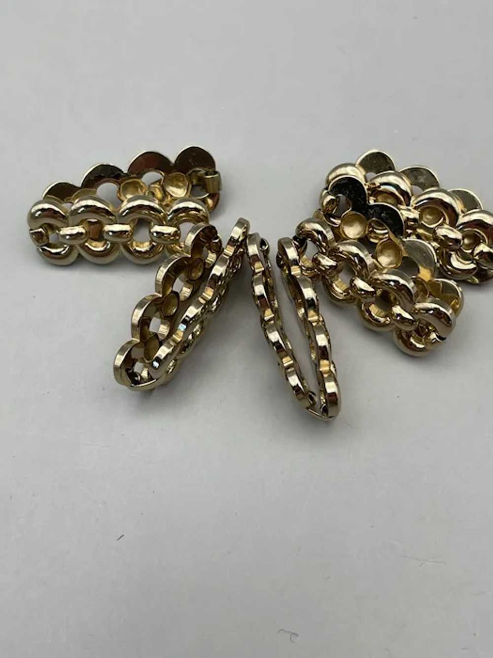 Vintage MONET Goldtone Choker Necklace - image 6
