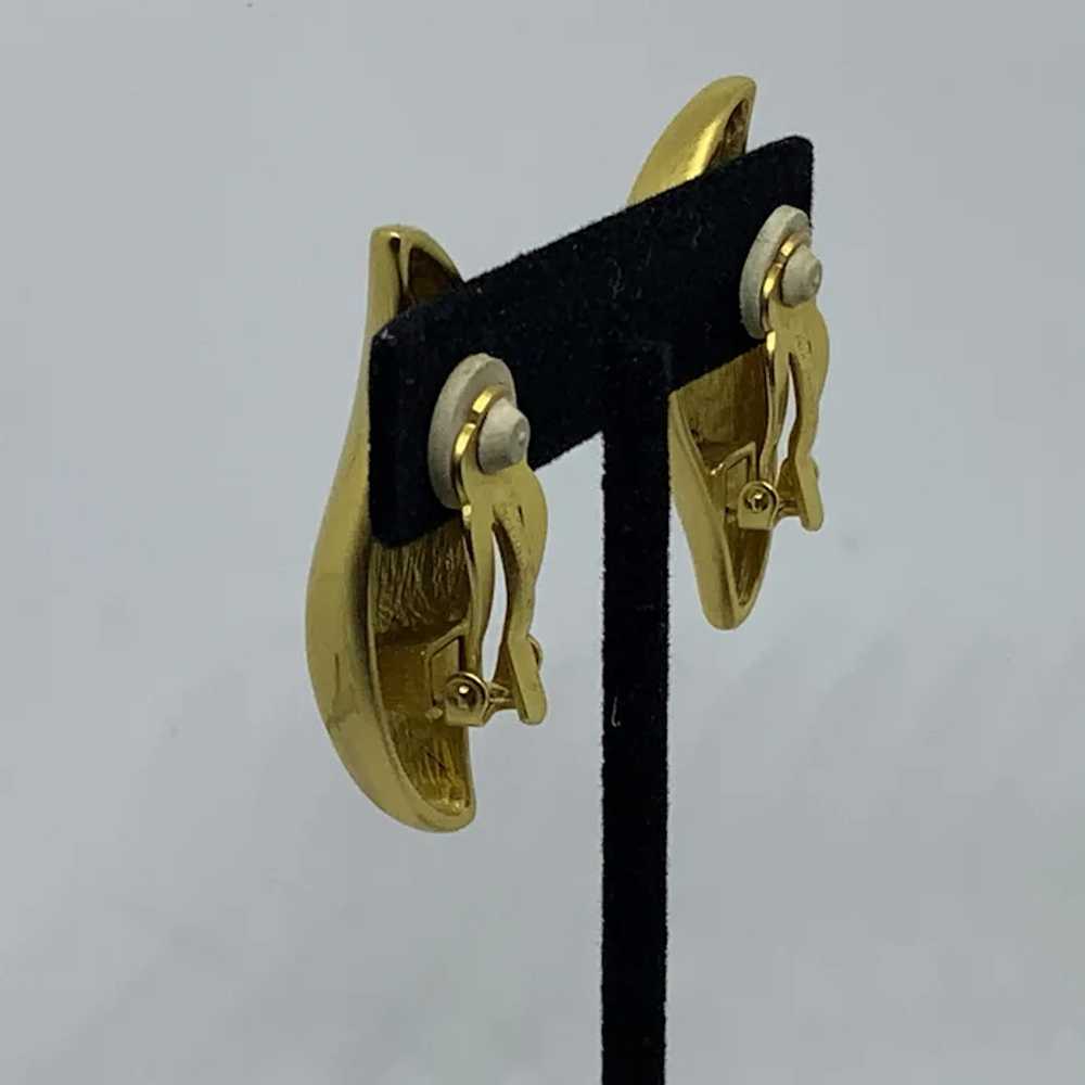 Givenchy Big Gold-tone Earrings Clip Paris New Yo… - image 5