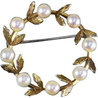 Krementz Circle/Wreath Pin – Cultured Pearls