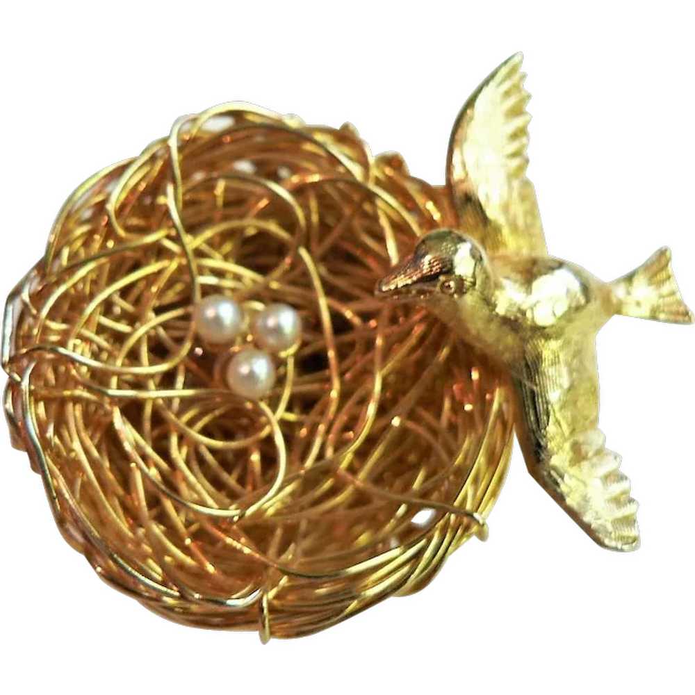 1950's Bird Nest, Bird & Faux Pearl Eggs Gold Pla… - image 1