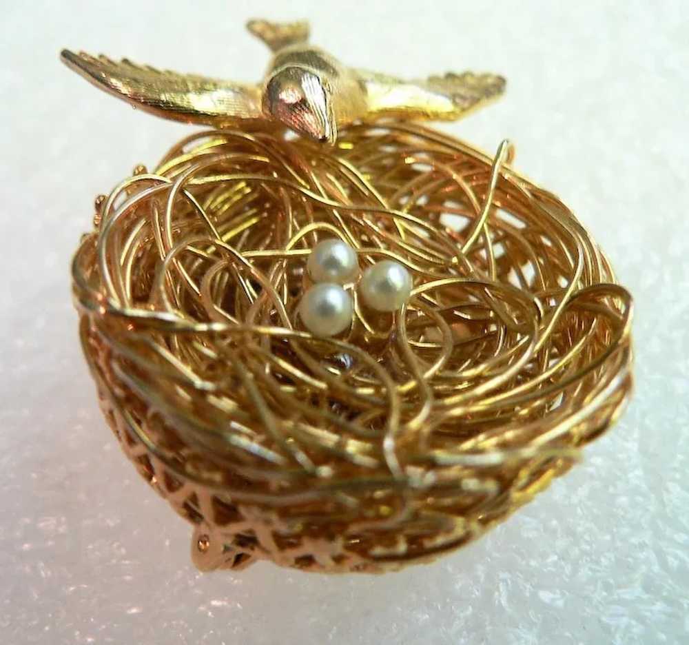 1950's Bird Nest, Bird & Faux Pearl Eggs Gold Pla… - image 5
