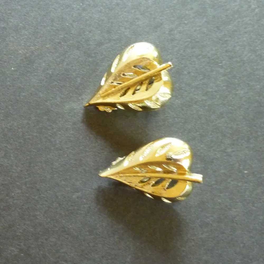 Gold Tone Leaf Clip On Earrings - image 2