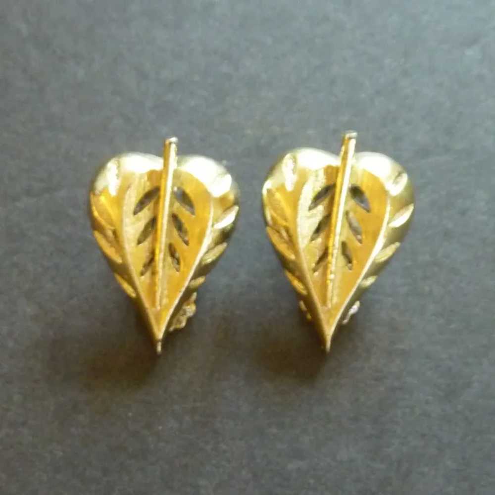 Gold Tone Leaf Clip On Earrings - image 4
