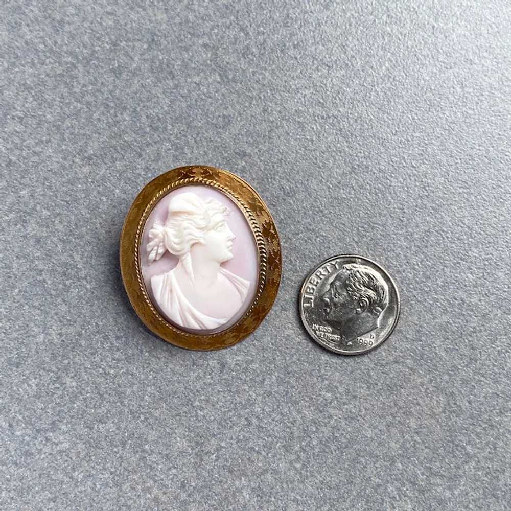 Antique Queen Conch Shell Cameo 10k Gold Pin/Pend… - image 7