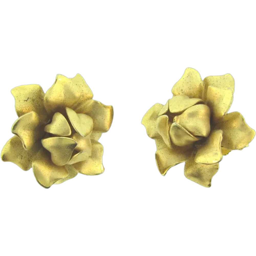 Signed Marvella large gold tone flower clip-on Ea… - image 1