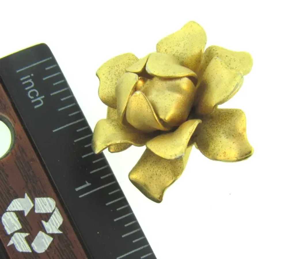 Signed Marvella large gold tone flower clip-on Ea… - image 4